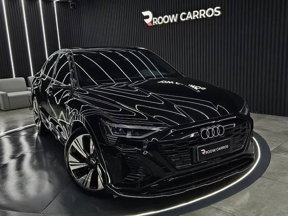 AUDI Q8 E-TRON 55 ELÉTRICO PERFORMANCE BLACK QUATTRO